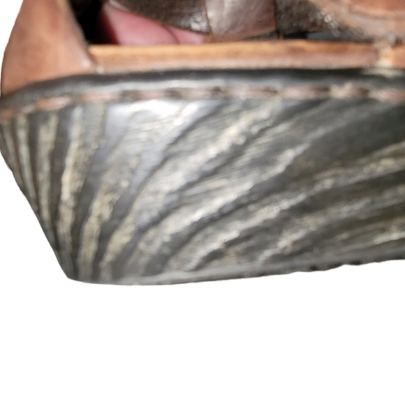 Born Leather Sandals - Picture 13 of 14